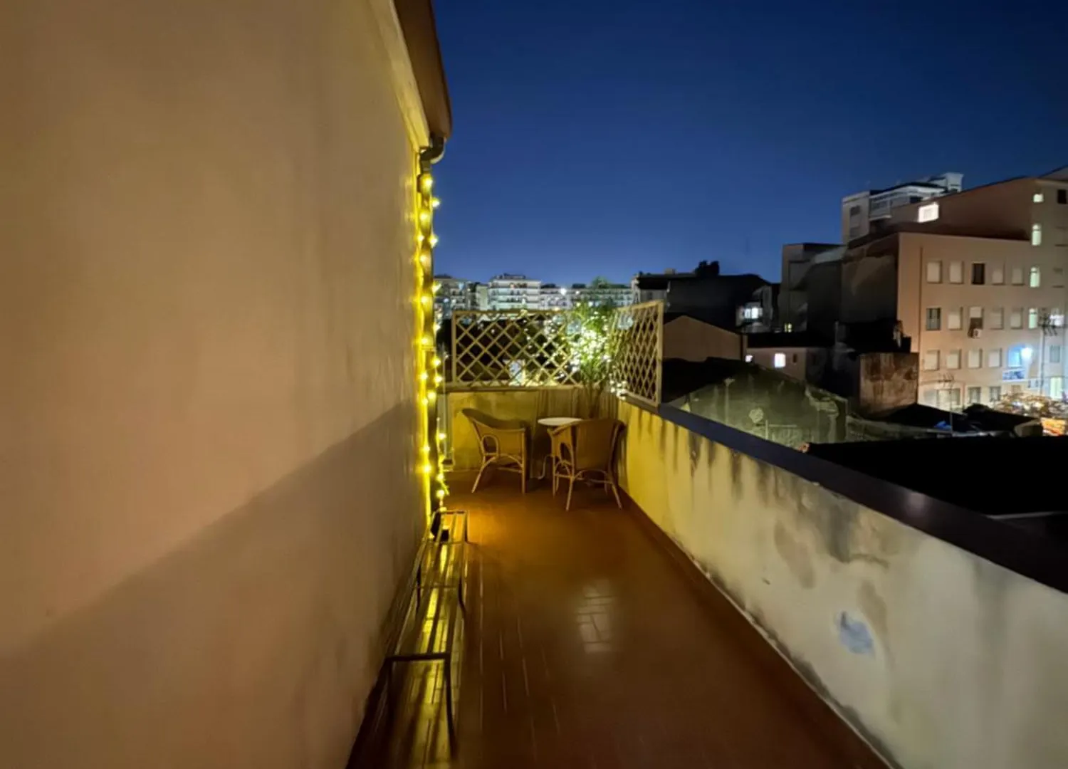 Attico Agora - Elegante Duplex Nel Cuore Di Katanya Daire