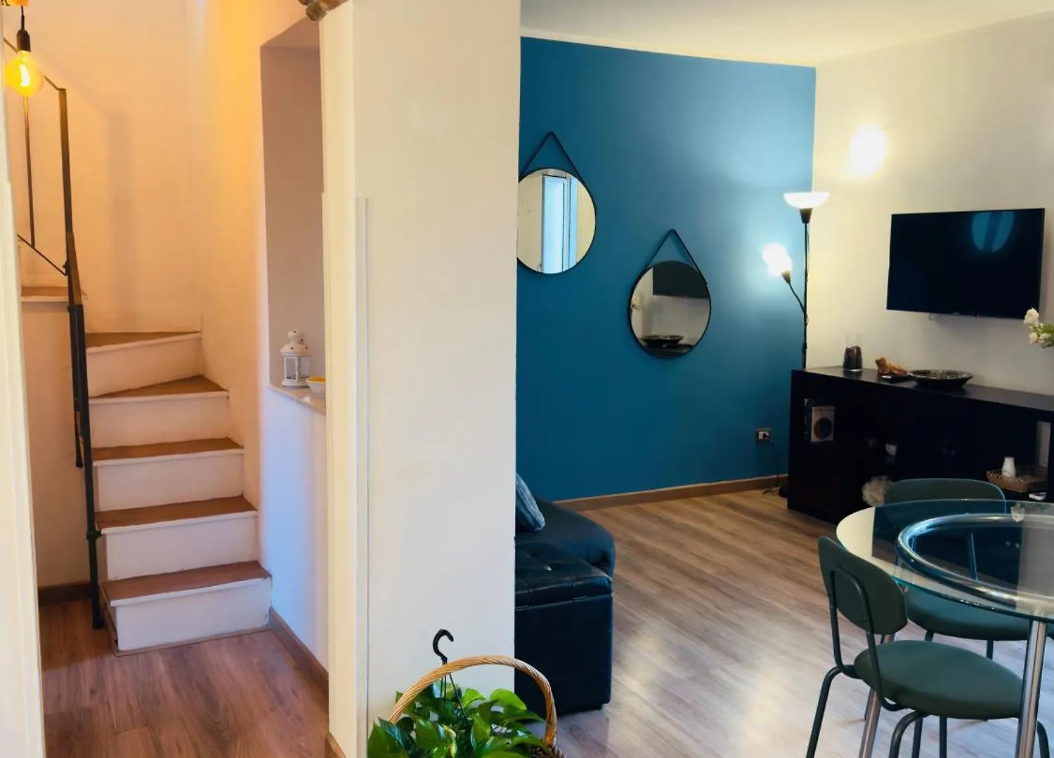 Attico Agora - Elegante Duplex Nel Cuore Di Katanya Daire